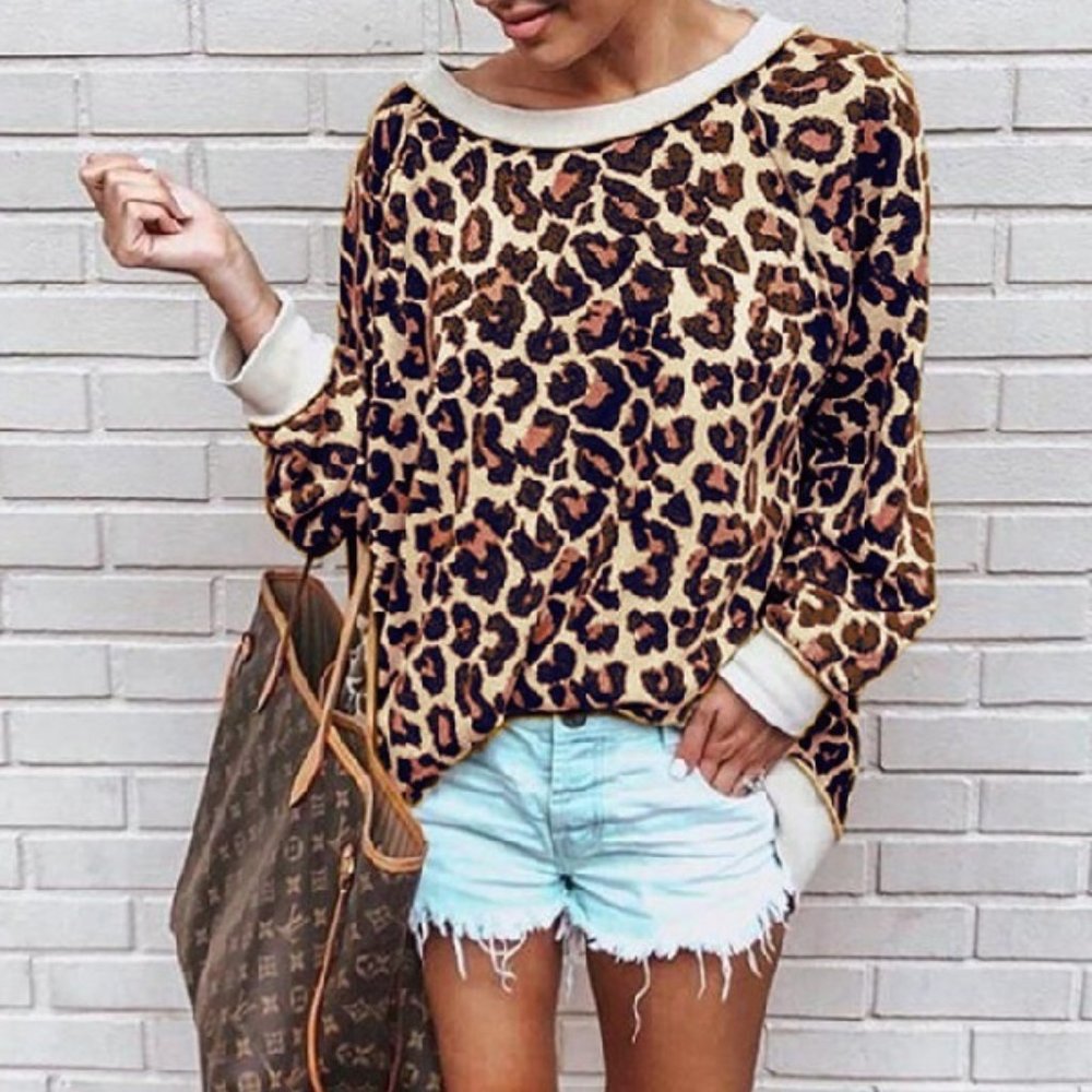 Crewneck Leopard Printed Sweatshirts